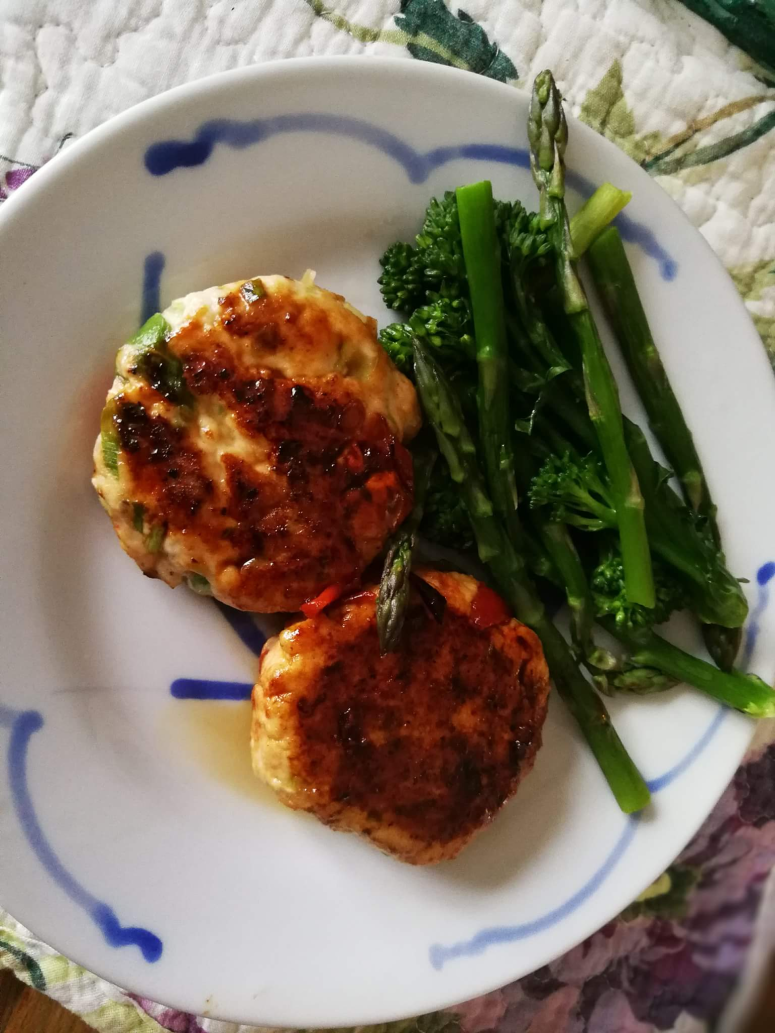 Teriyaki Turkey Patties with veg.jpg.png